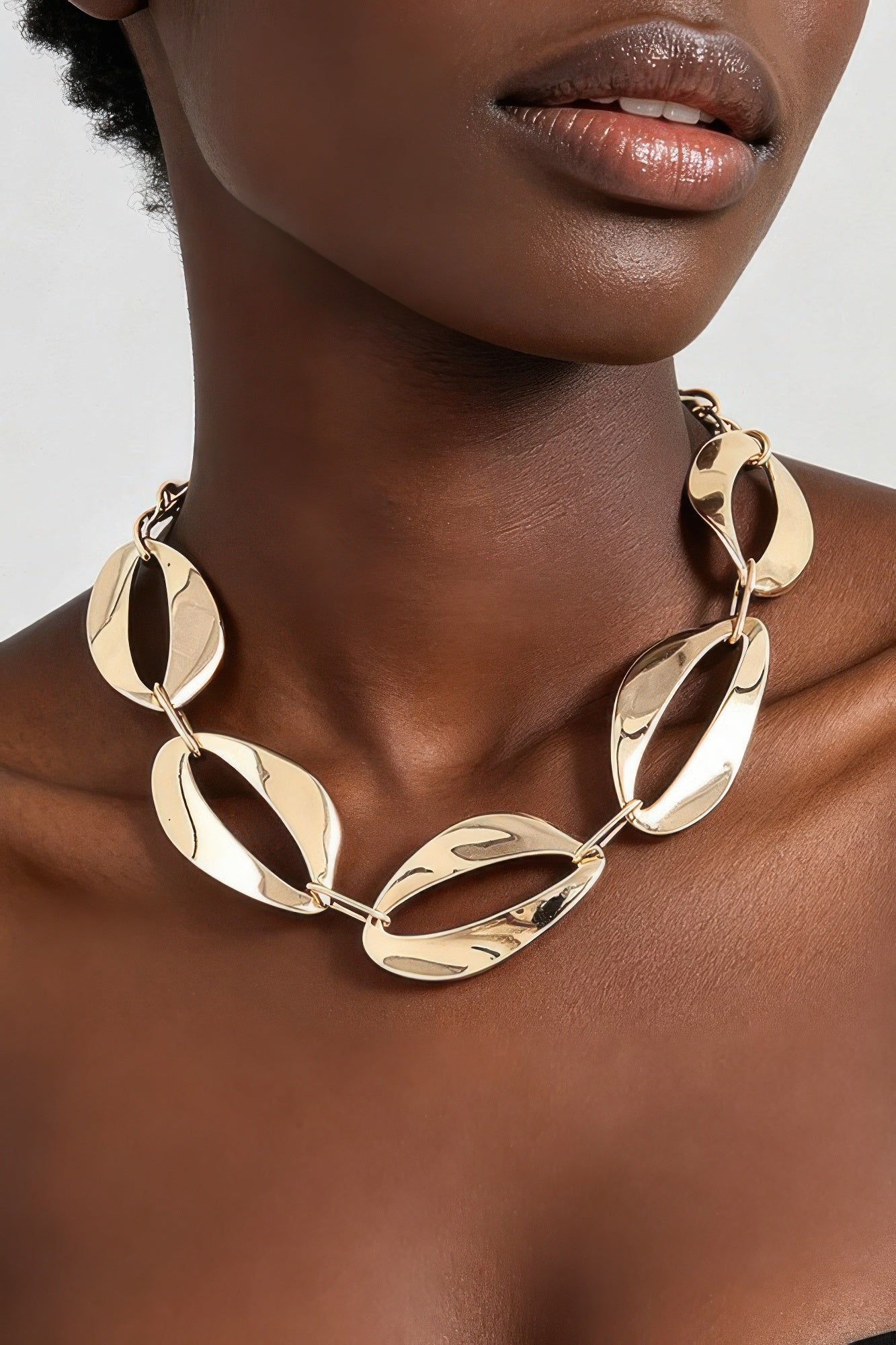 Women's Chain Necklace Hammered Abstract BYMANYC ยฎ New York SCULPTURAL TEXTURED LINK COLLAR - New Collection