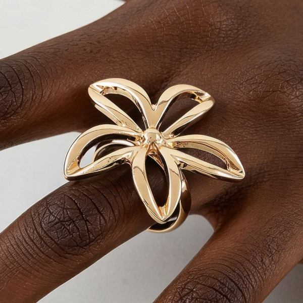 Women's Band Ring Polished Open Flower BYMANYC ® New York CONTEMPORARY FLORAL CUTOUT RING - New Collection
