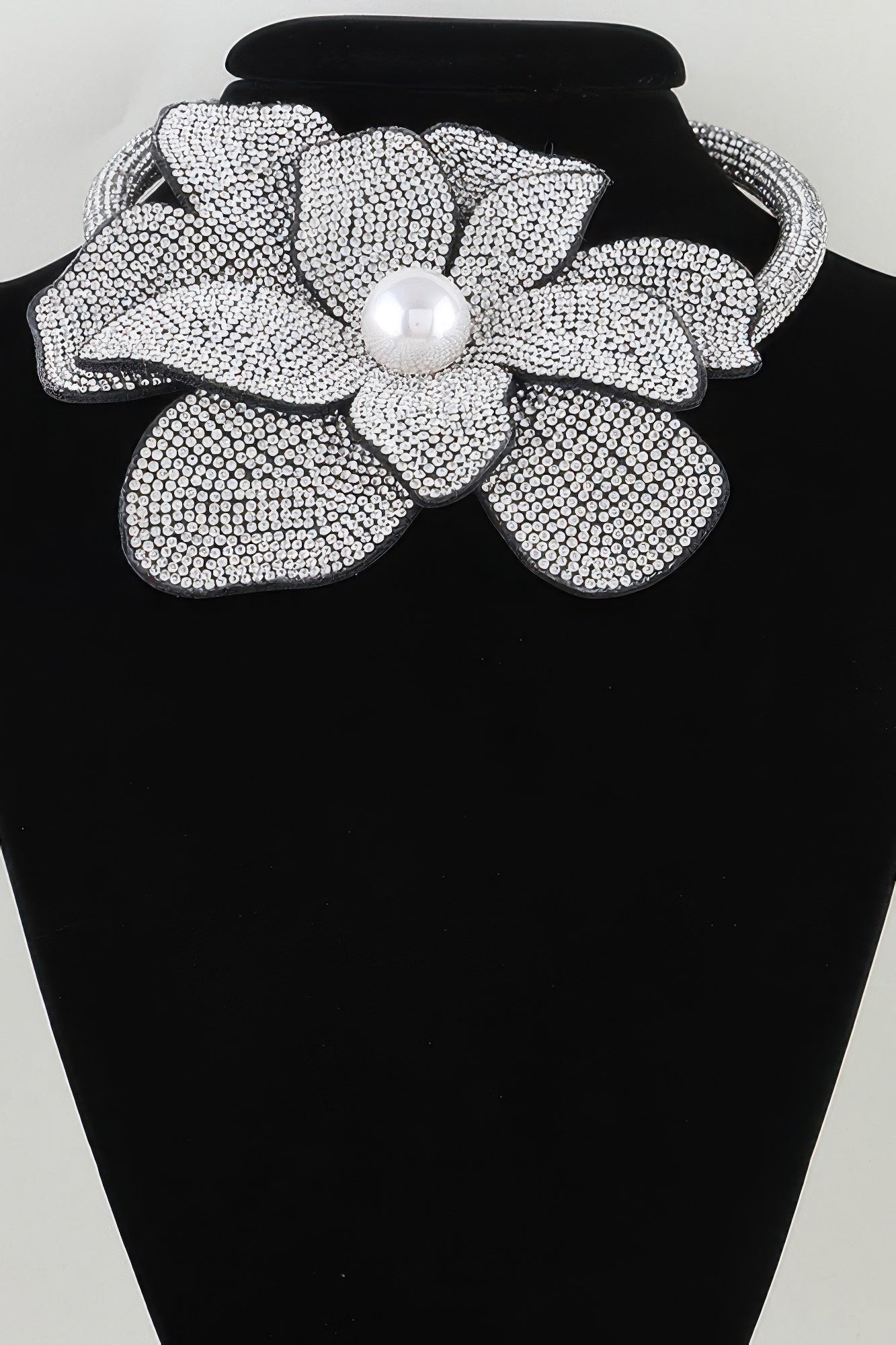 Women's Necklace Choker Floral BYMANYC ยฎ New York SOHO BEJEWELED BLOOM - New Collection