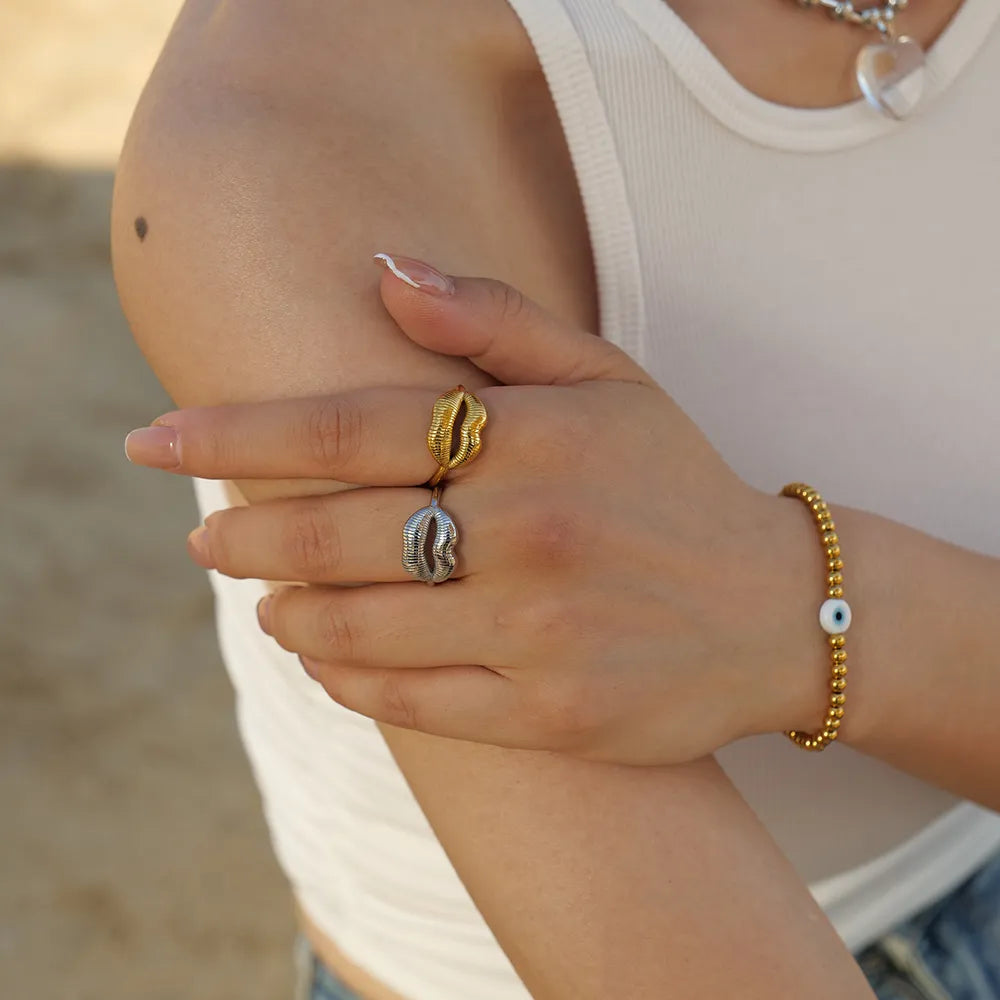 WOMEN'S RING Gold Color LEXINGTON - BYMANYC ยฎ New York