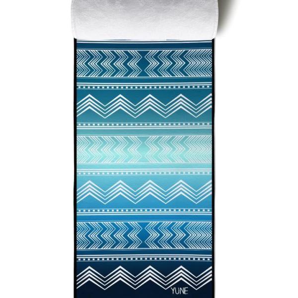 The Diamond Yoga Towel – Quick-Dry, Non-Slip, Eco-Friendly Performance Towel