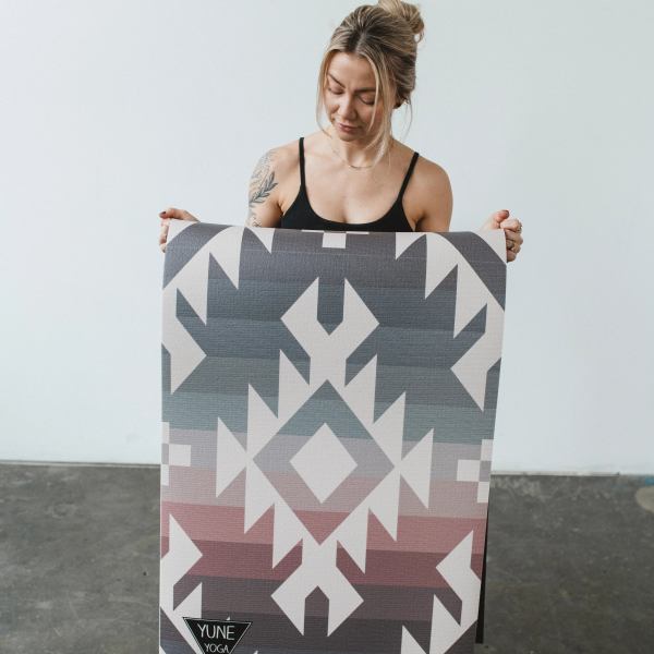 Obsidian Ridge Yoga Mat – 6 mm Extra Thick, Double-Sided Non-Slip, Eco-Friendly PER with UV-Printed Design | Yune Yoga