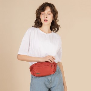 Ladies underarm crossbody bag - Image 1